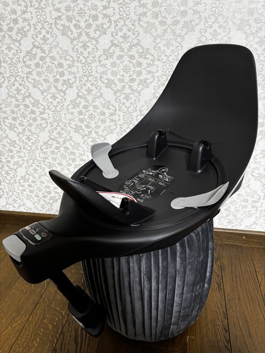 База/платформа Cybex Z2/T для автокрісла Cloud T Z2  і Sirona T Z