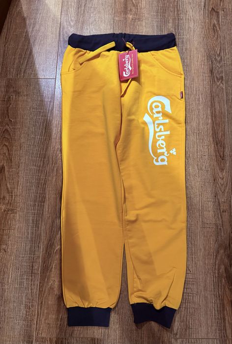 Спортивні штани , купувала в Італіі Carlsberg