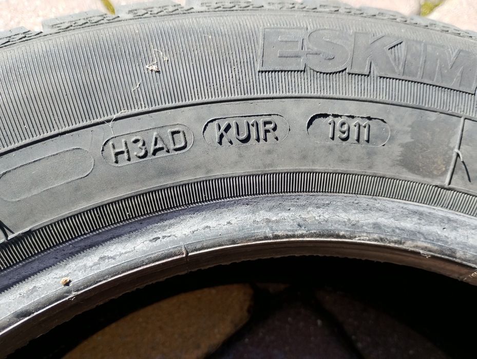 Dwie opony zimowe Sava Eskimo S3+