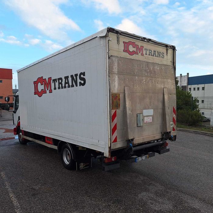 Vende-se Renault Midlum 180 c/ plataforma