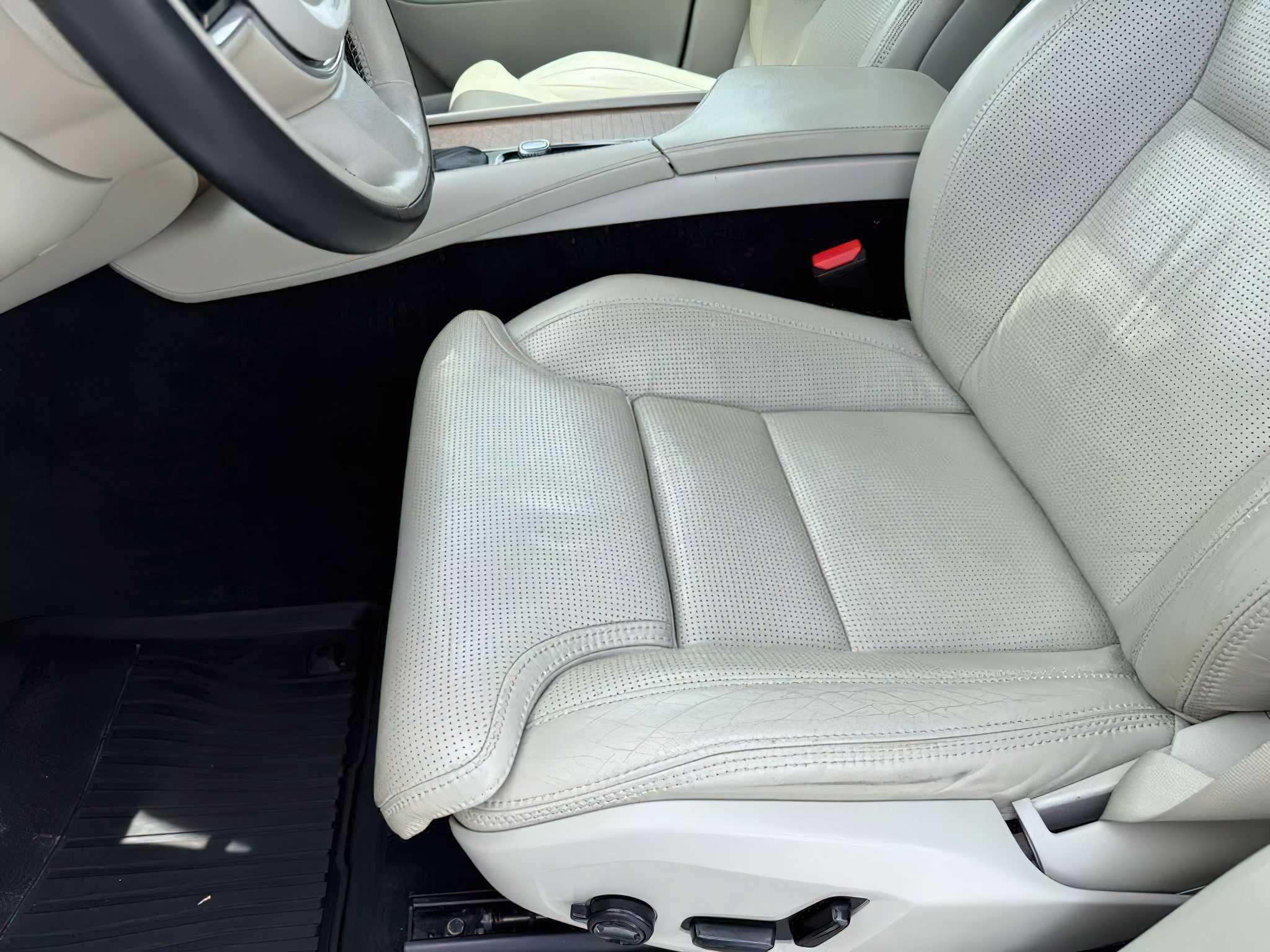 Volvo XC90   2020