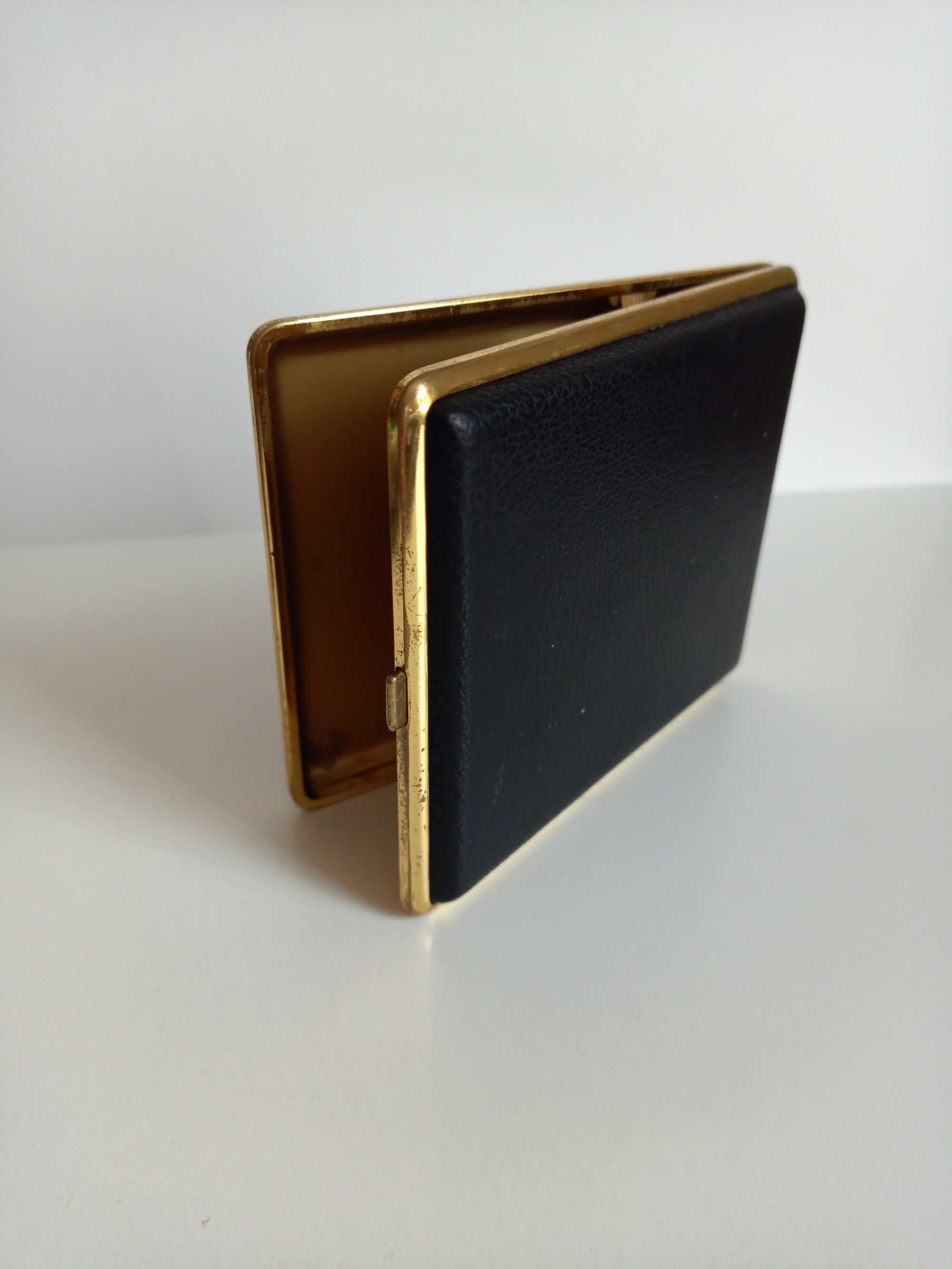 Papierośnica made in Germany. Gold end Black.