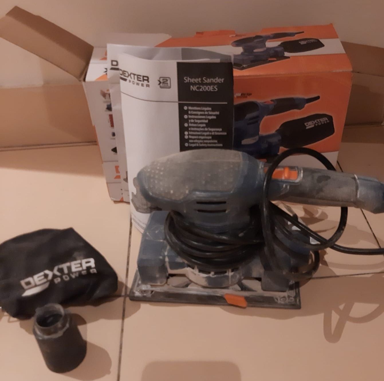 Lixadora orbital 200 W 93x185 mm Dexter