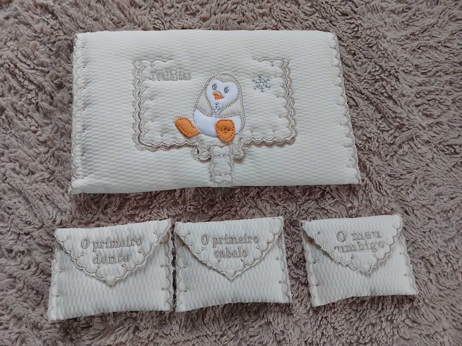Bolsa para toalhetes e recordações do bébé