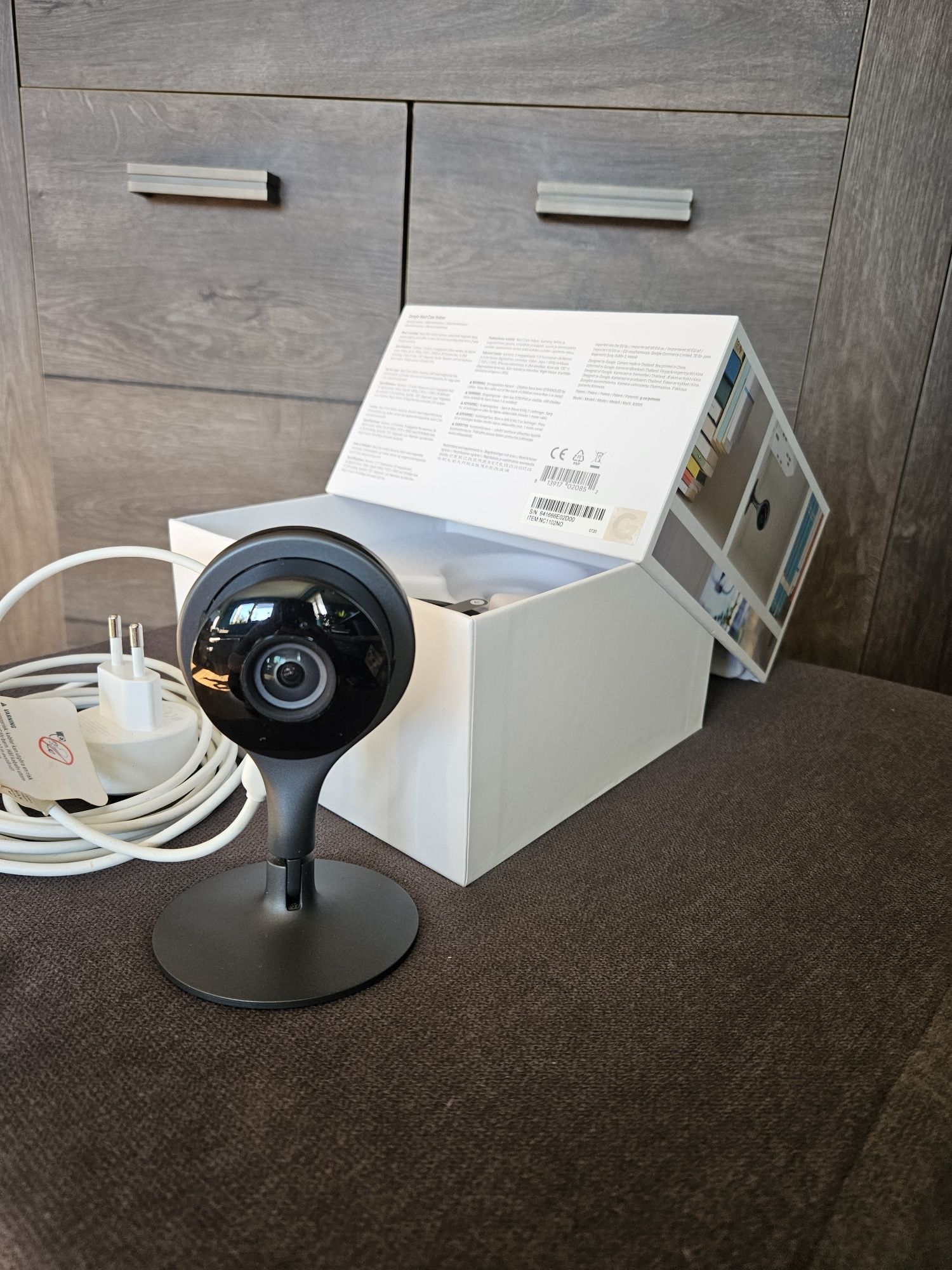 Inteligentna kamera wewnętrzna Wi-Fi  1080p. Google Nest Cam Indor.