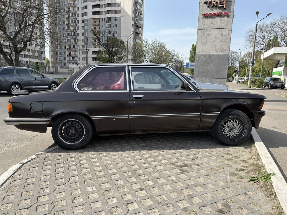 Bmw e 21 /M20B20 паук /  2.0 / 320 на полном боевом ходу