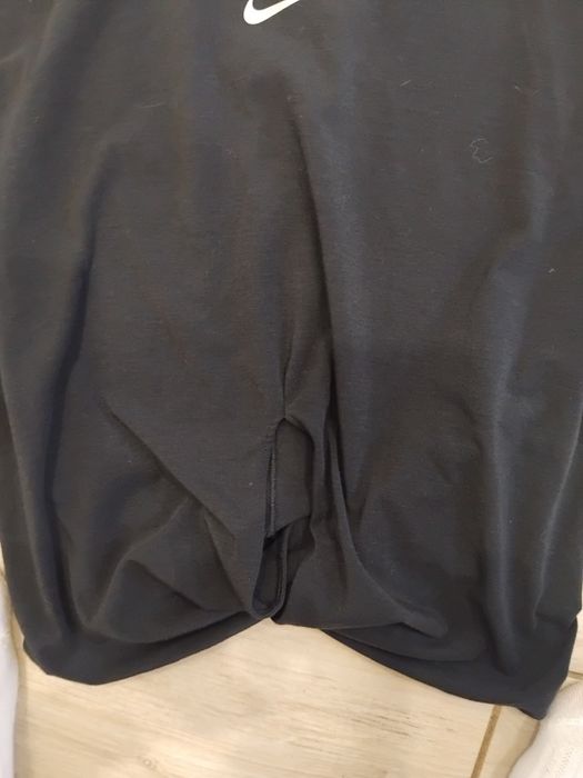 Футболка Nike жіноча