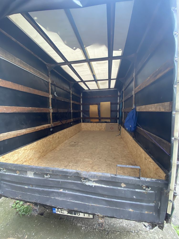 Продам газель білого коліру 3302