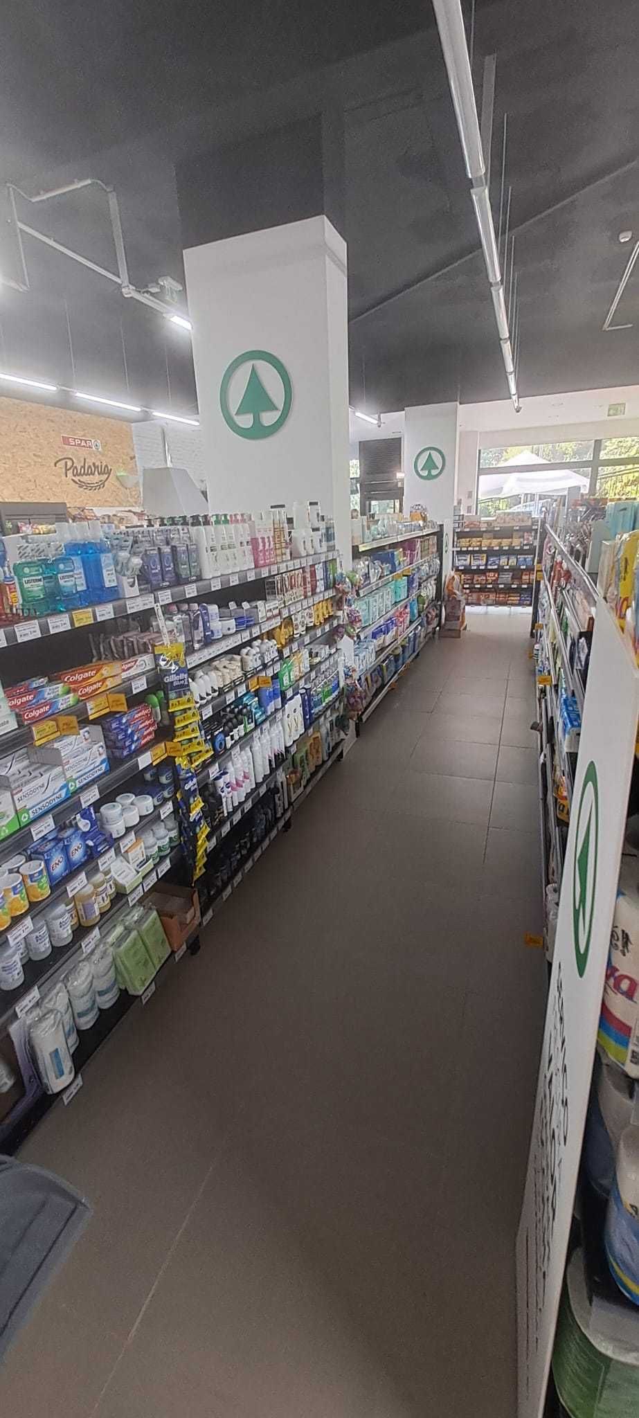 Estantes Supermercado