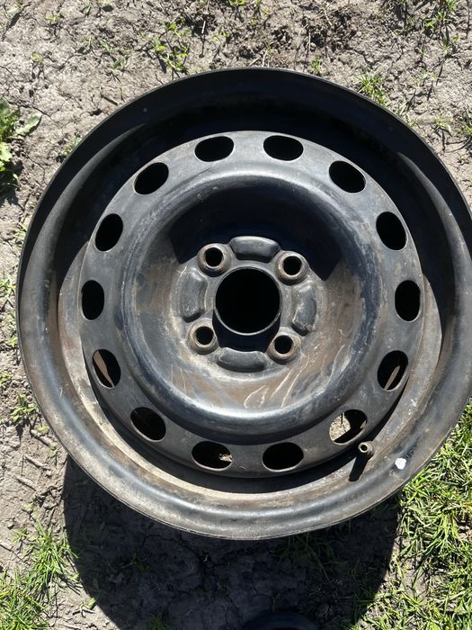 Продам диски з шинами  R14