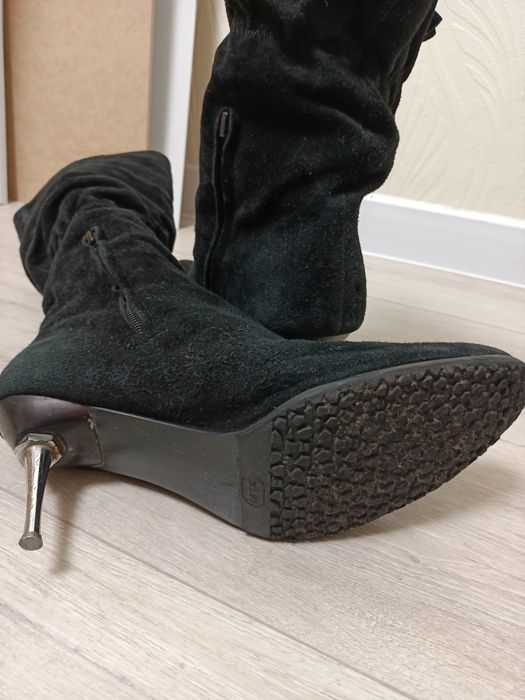 Сапоги женские зимние замшевые 39-40
