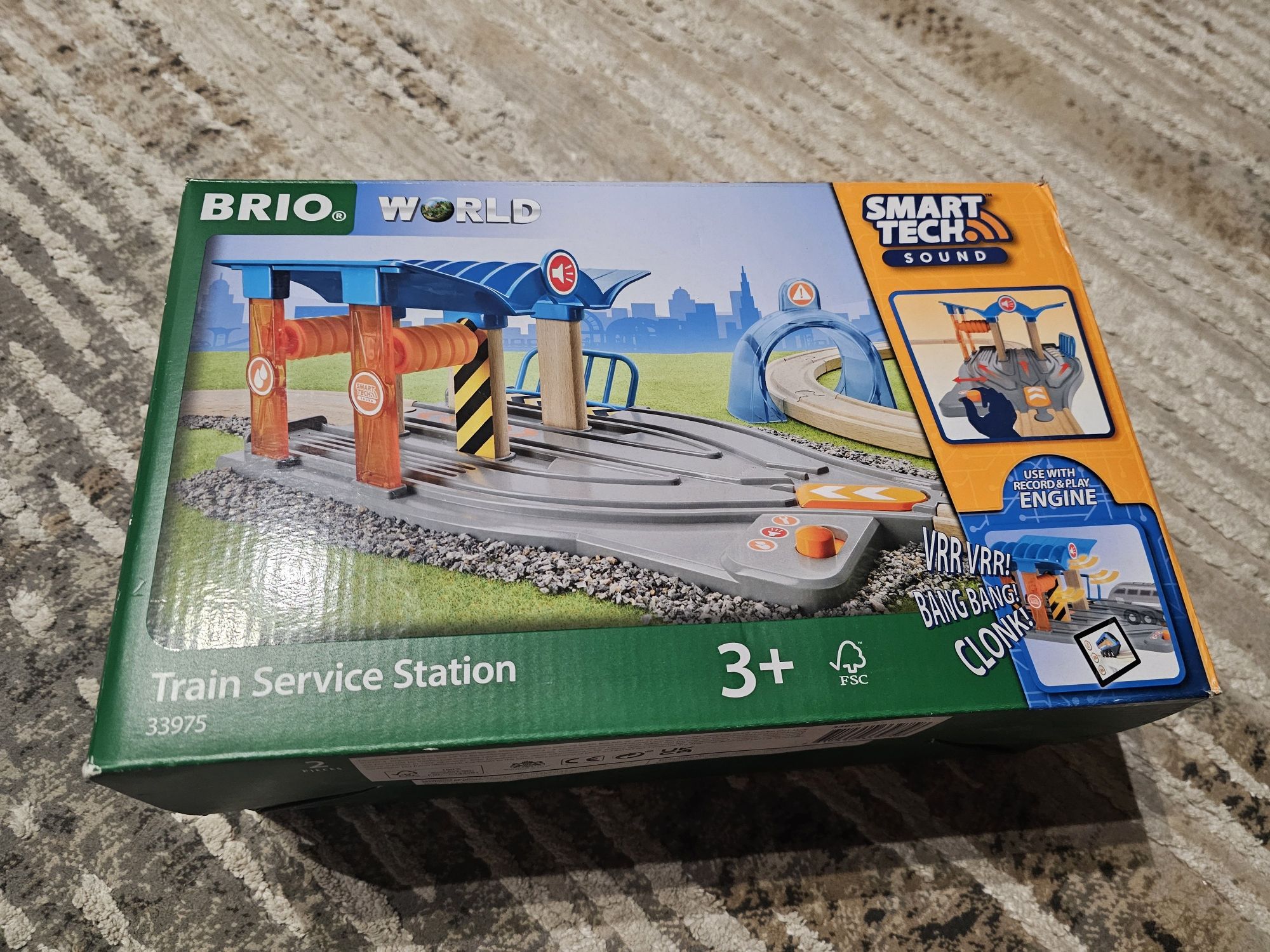 Brio Stacja naprawy pociągów Brio Smart Tech Sound z tunelem  33975