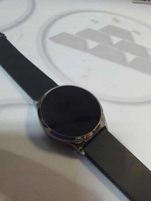 JAK NOWY Zegarek Smartwatch AVON  z ładowarką  - Okazyjnie