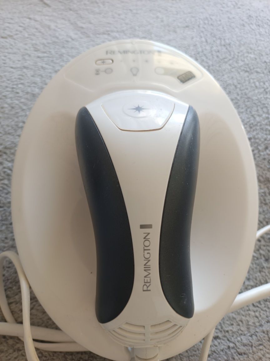 Laserowy depilator Remington