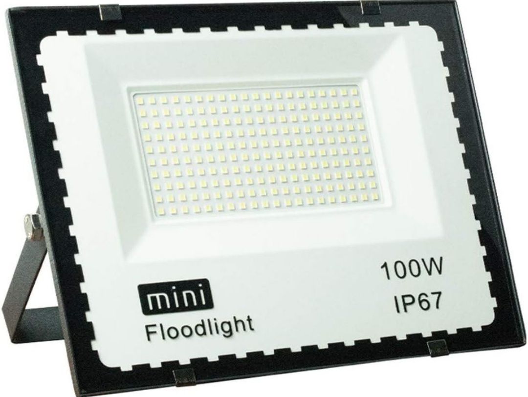 Halogen naświetlacz 100W LED IP67 lampa CERTYFIKAT PREMIUM New