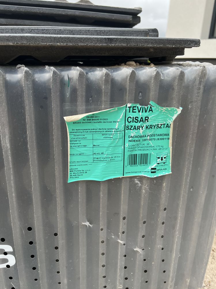 Dachówka betonowa Brass Teviva Cisar - szary kryształ - 72 sztuki