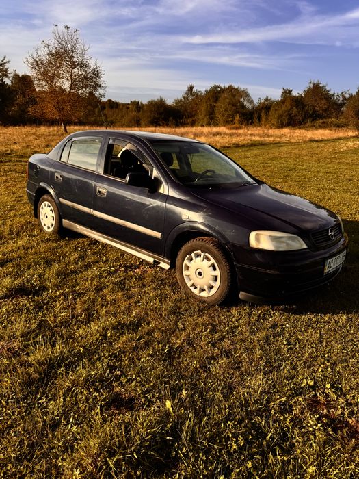 Автомобіль Opel Astra 1.4  Опель астра