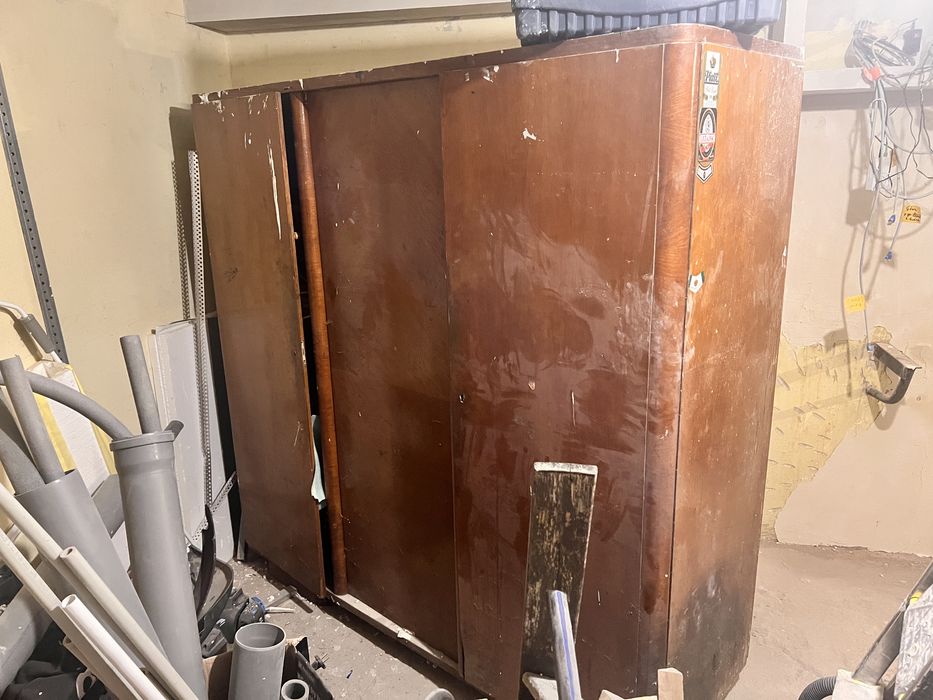 Stara szafa oddam za darmo - Wrocław Poświętne