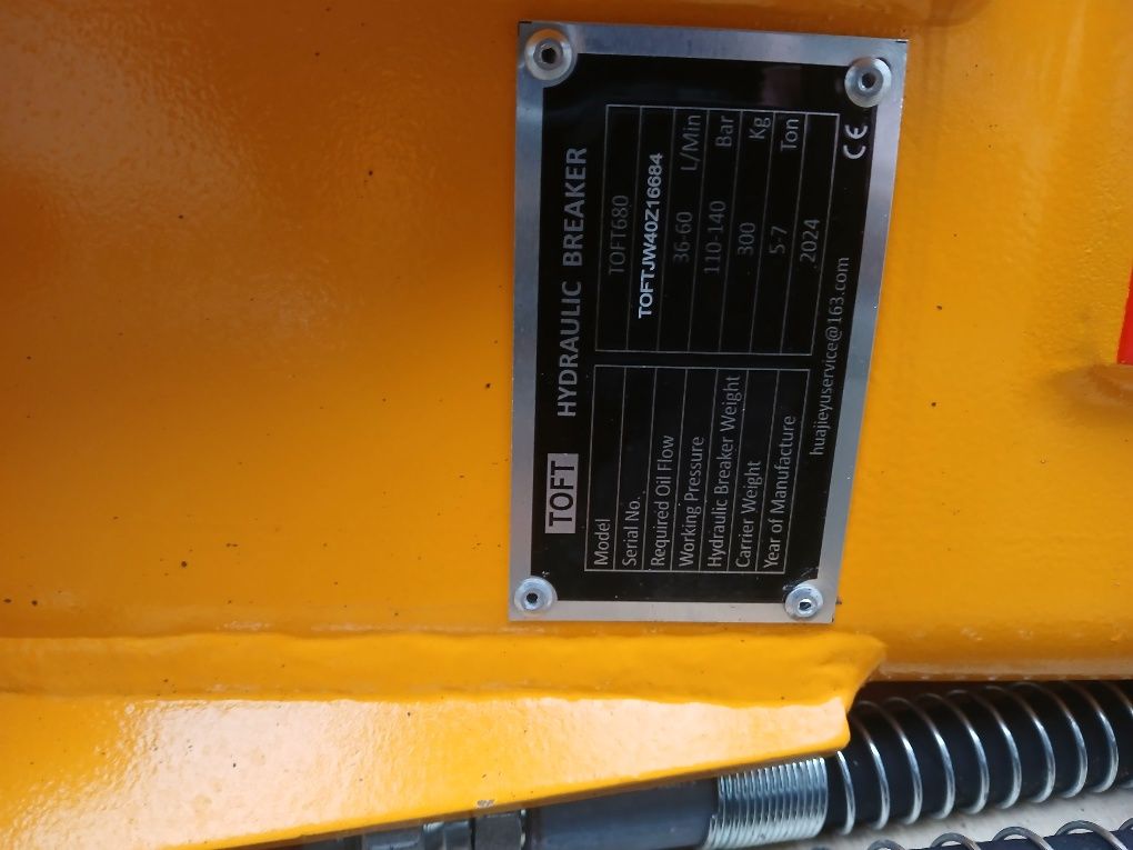 Mlot hydrauliczny do koparki 5-7t Toft 680 300kg wyburzeniowy koparka