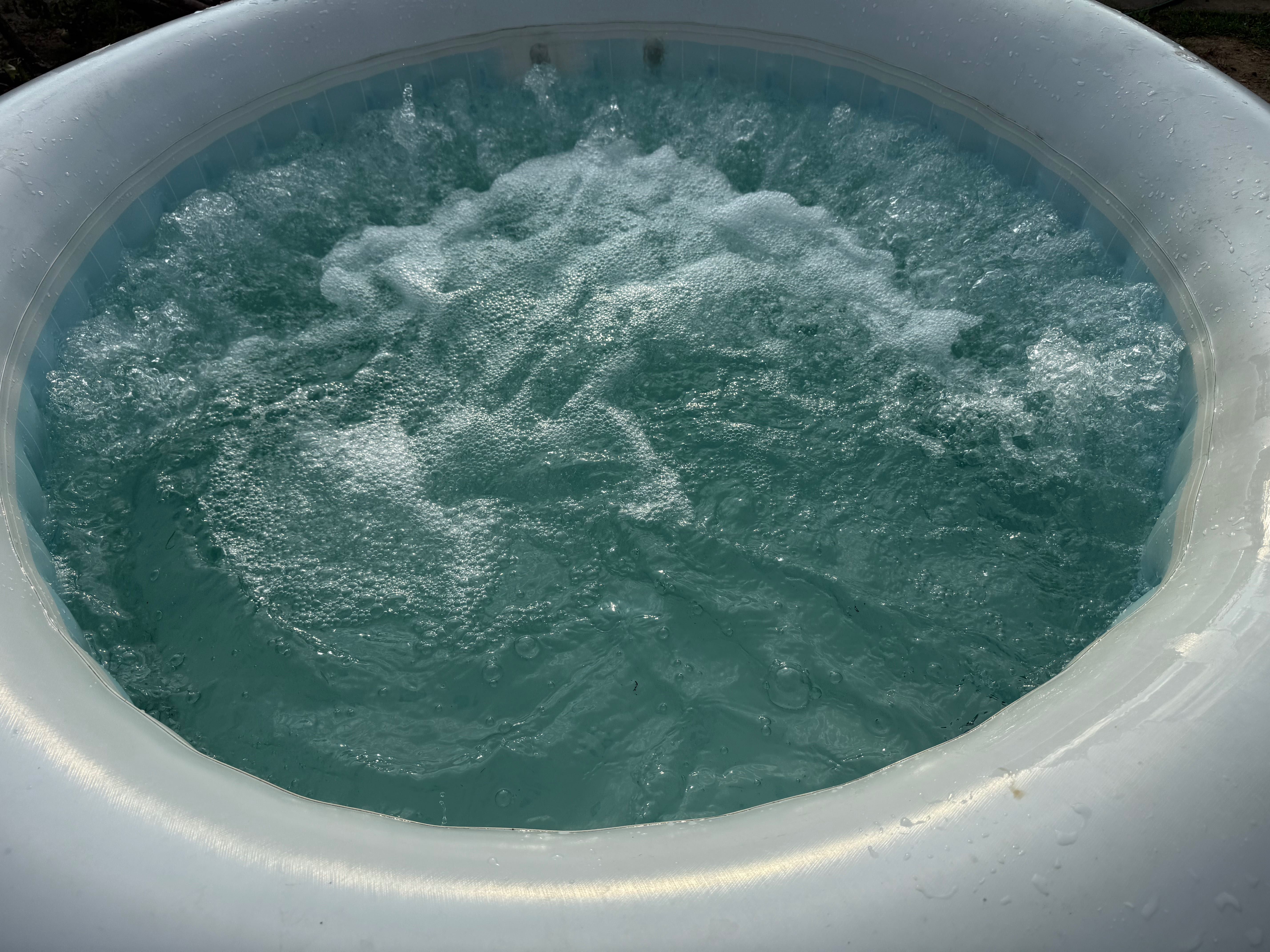 Basen Jacuzzi Lay z spa Miami Masaże Podrzegwanie