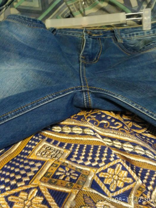 Джинсы для мужчин розмір 32