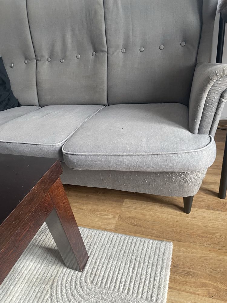 Sofa szara ikea uszatek