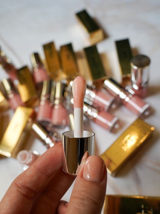 Блиск для губ Yves Saint Laurent Loveshine Plumping Lip Oil Gloss
