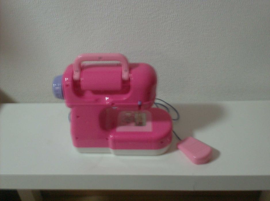 Máquina de Costura de Brincar