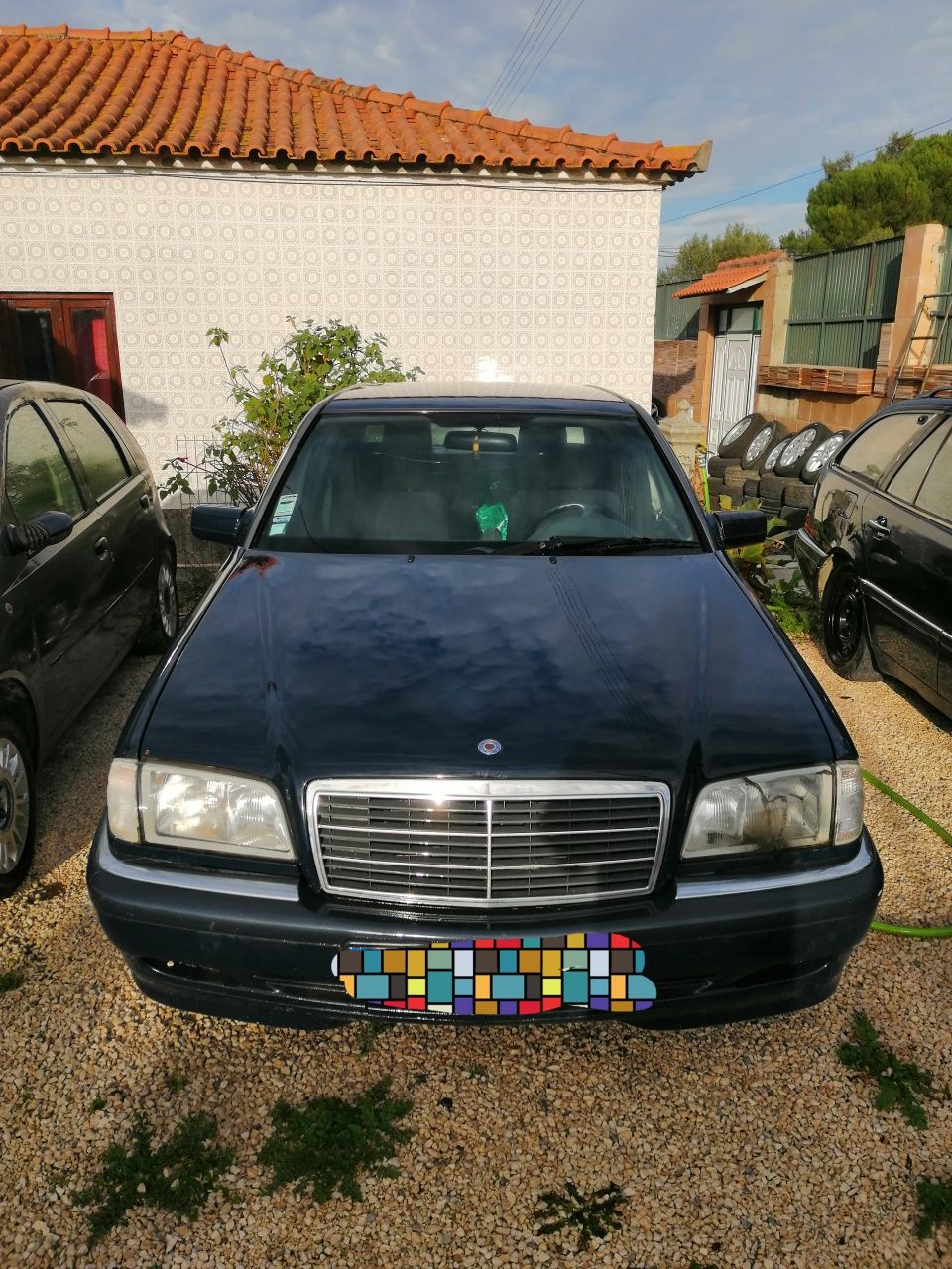 Para peças Mercedes C220 CDi ano 1999 todo o tipo de material disponív