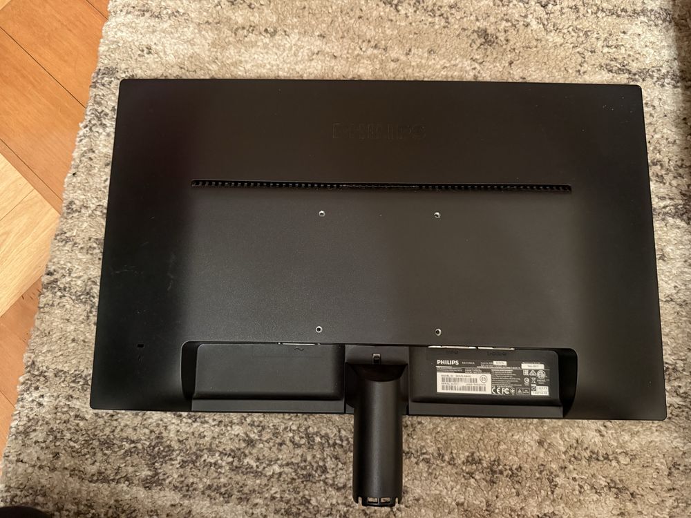 Monitor Philips 223V5LSB/00 21.5 - sprawny