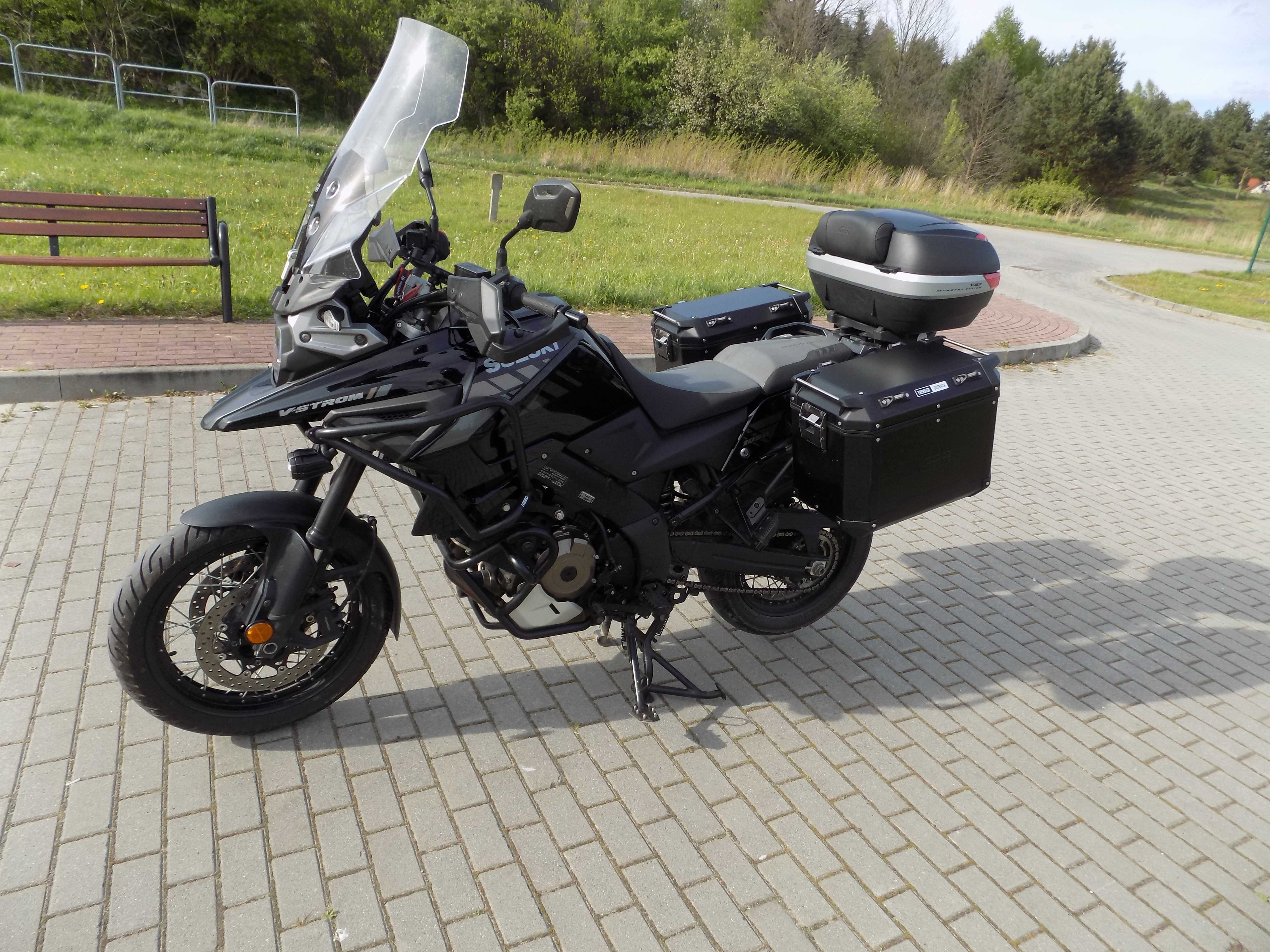 Suzuki V-STROM DL 1050 Salon Polska