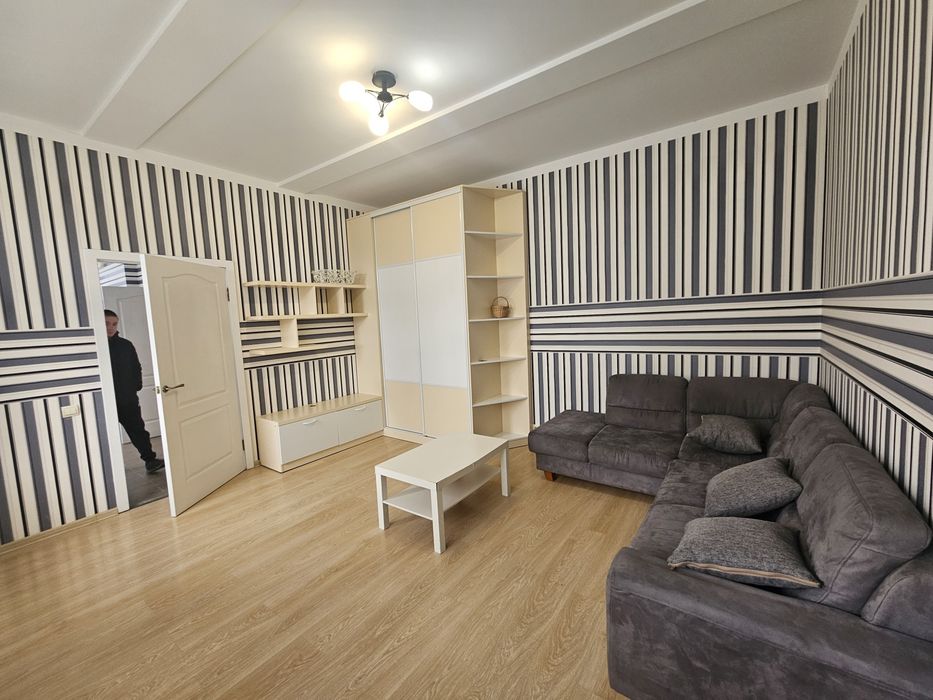 Здається 3 кімнатна квартира в будинку клубного типу