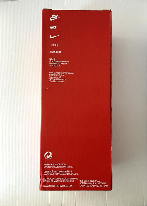 Caixa de chinelos Nike