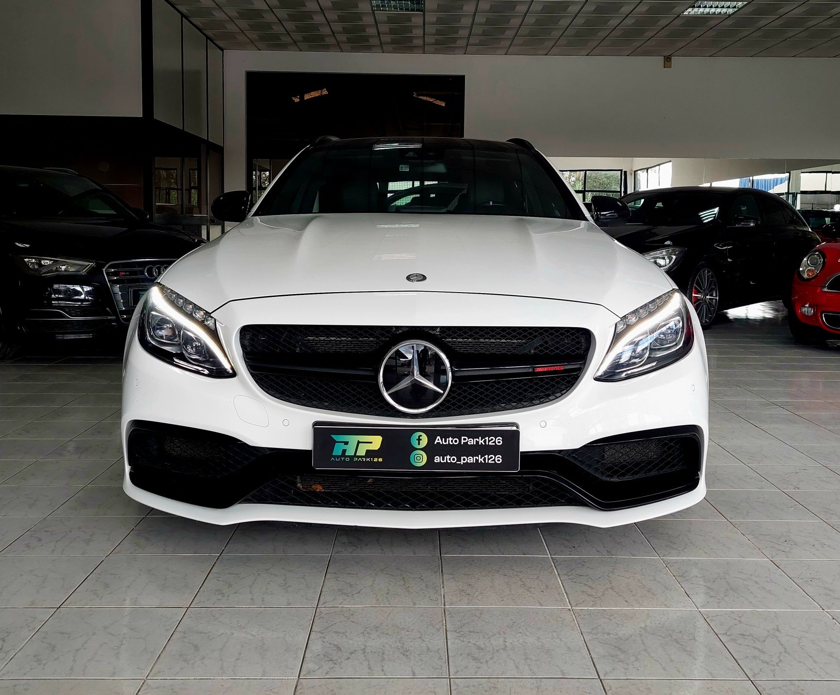 Mercedes-Benz C63 S AMG 510cv Carbon-Ceramic Packet