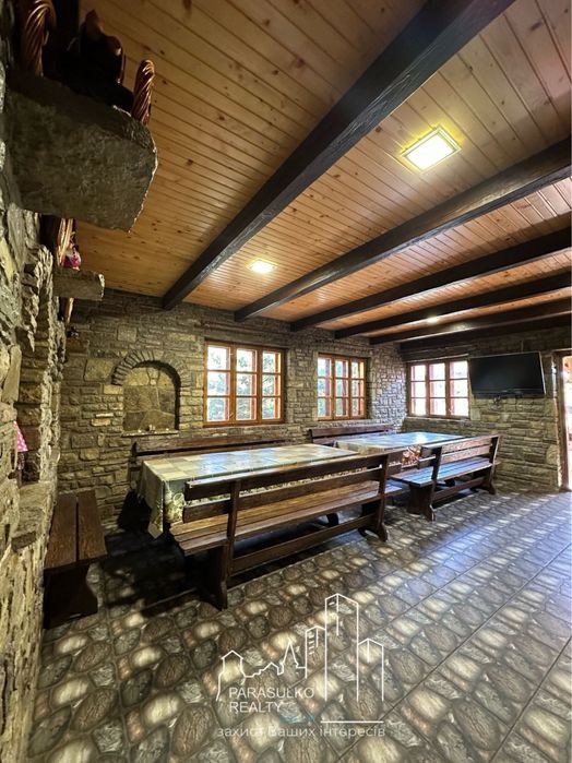 Продам дачні будинки біля річки