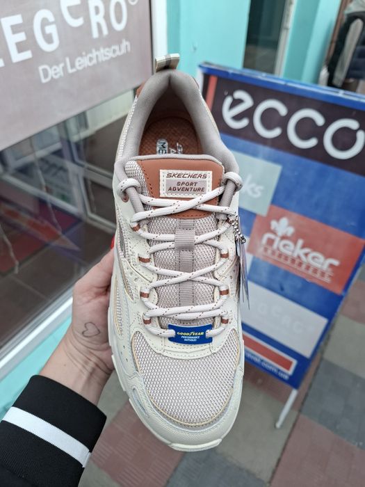 Skechers D'LITES Hiker демісезонні жіночі 36,37,40,41.