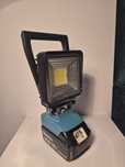 Makita 18v Lxt Lampa led z adapterem do akumulatorów