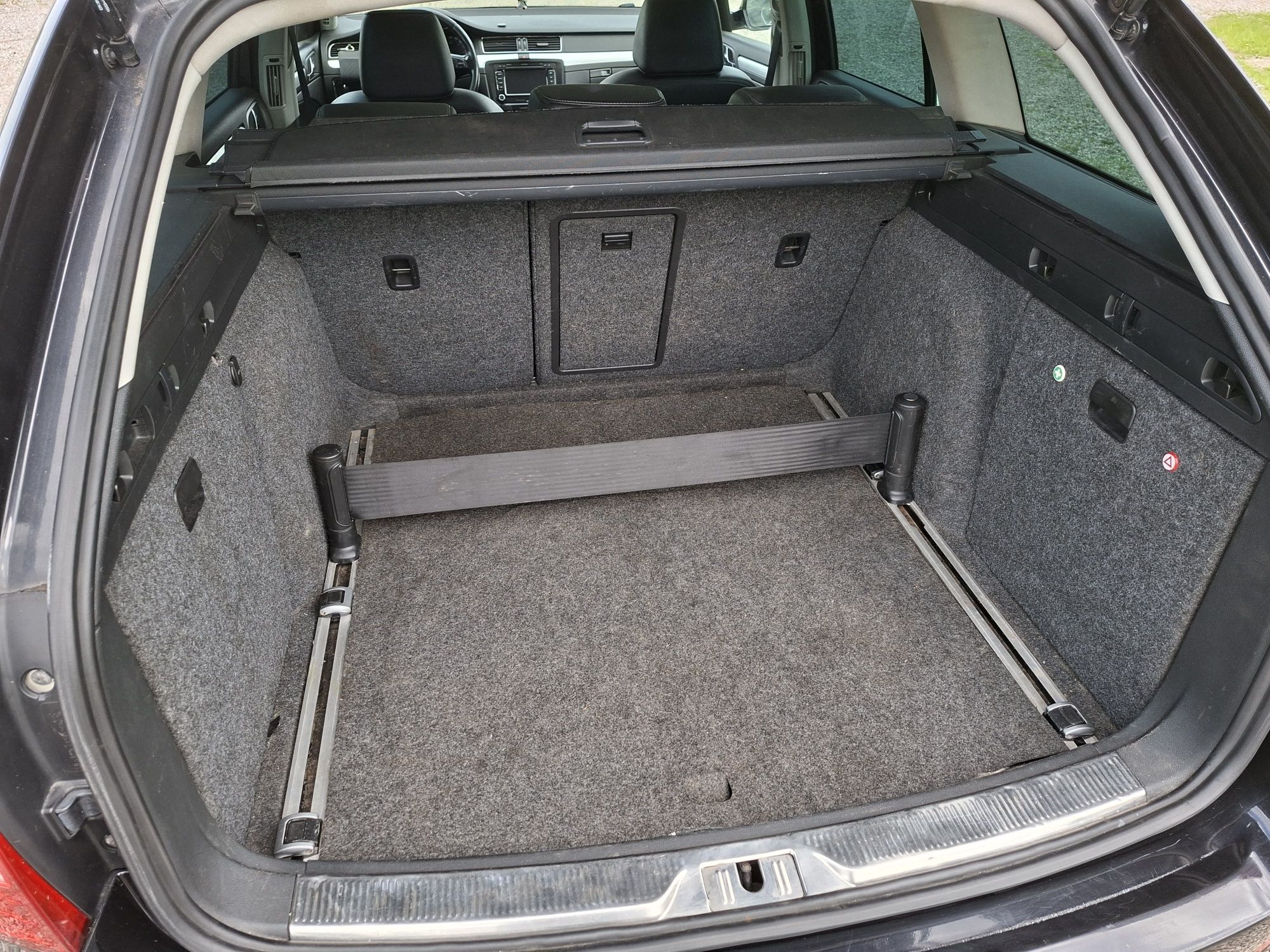 SUPERB 2 2.0 TDI 170 DSG