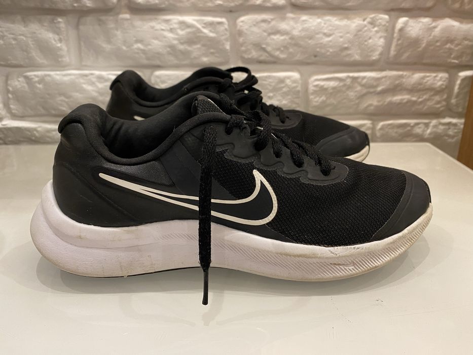 Buty NIKE STAR RUNNER  r.37,5  (23,5 cm)