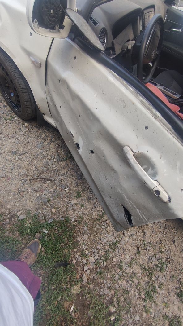 Автомобіль MG 350
