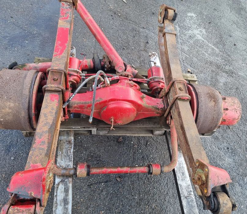 Most tylny Steyr resory dyfer wał komplet