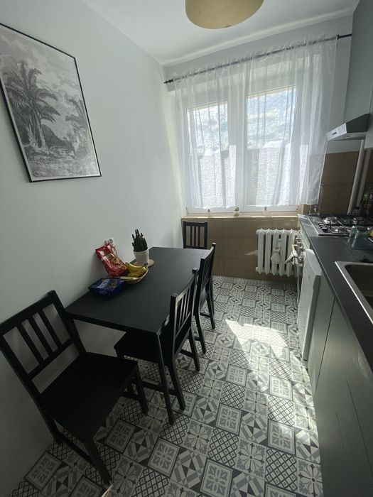 Wygodny pokój w znakomitej lokalizacji obok SKM