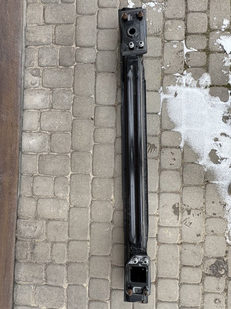 Belka tylna Mercedes s213