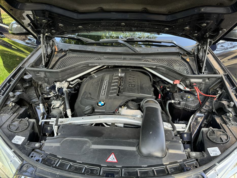 BMW X5 2014 USA ТОРГ Без повреждений в родной краске