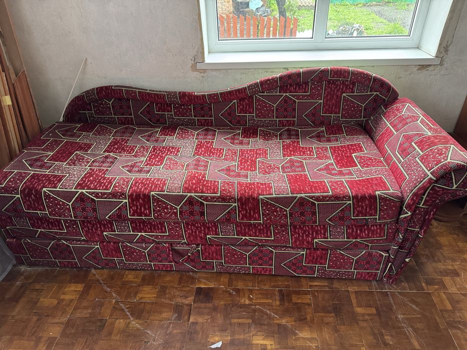 Б/у диван, розкладний диван