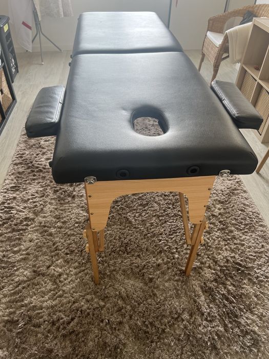 Marquesa de massagem preta