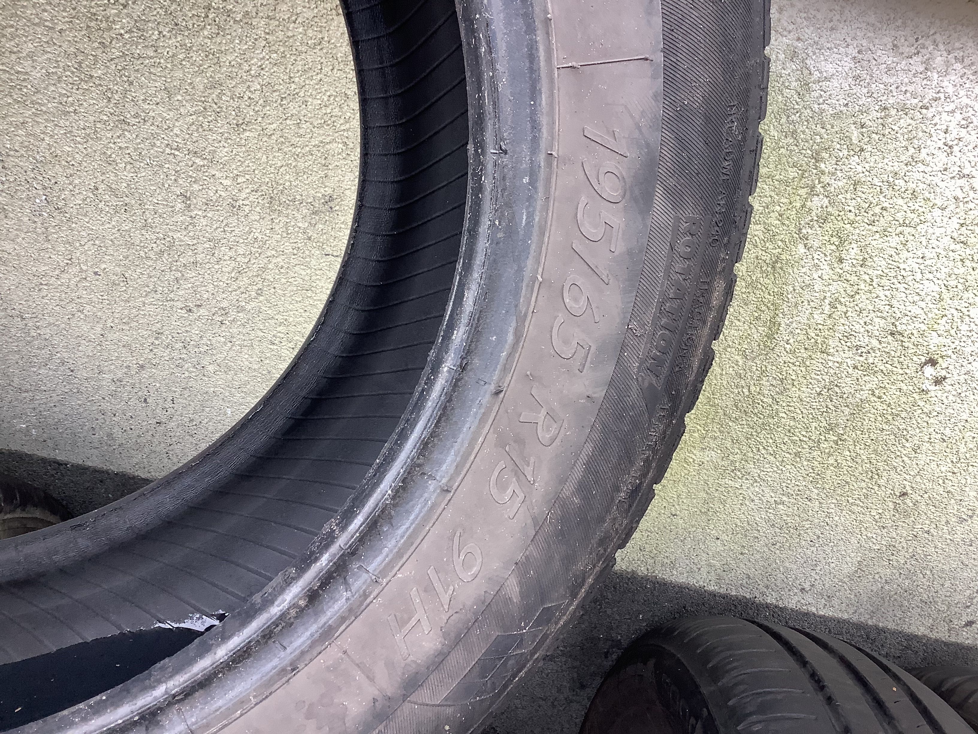 TAURUS  195/65r15 2szt opony lato letnie 6mm 2015r