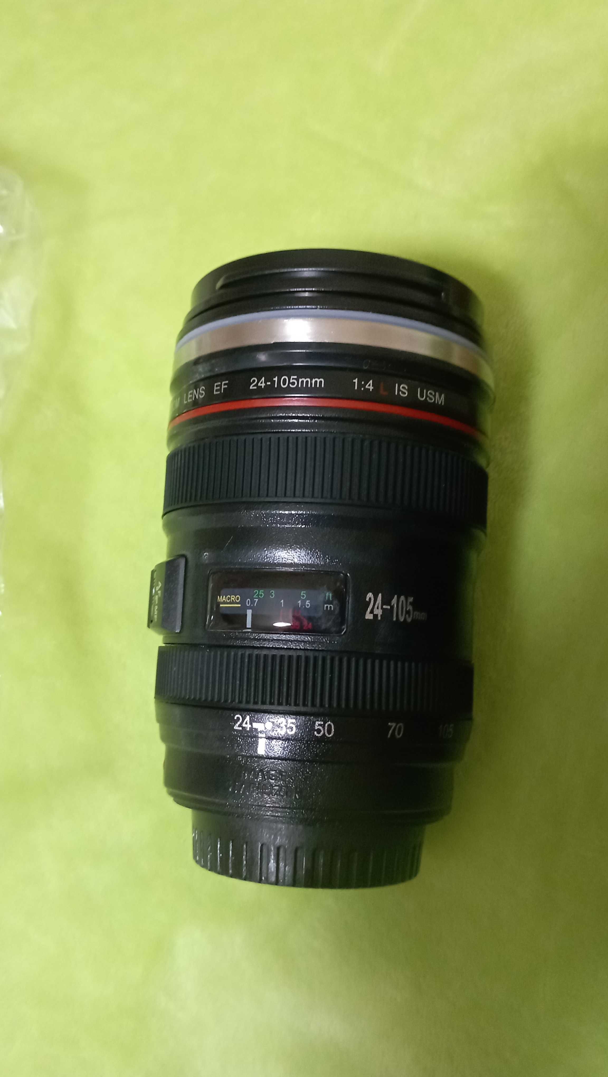 Caneca em forma de lente fotográfica