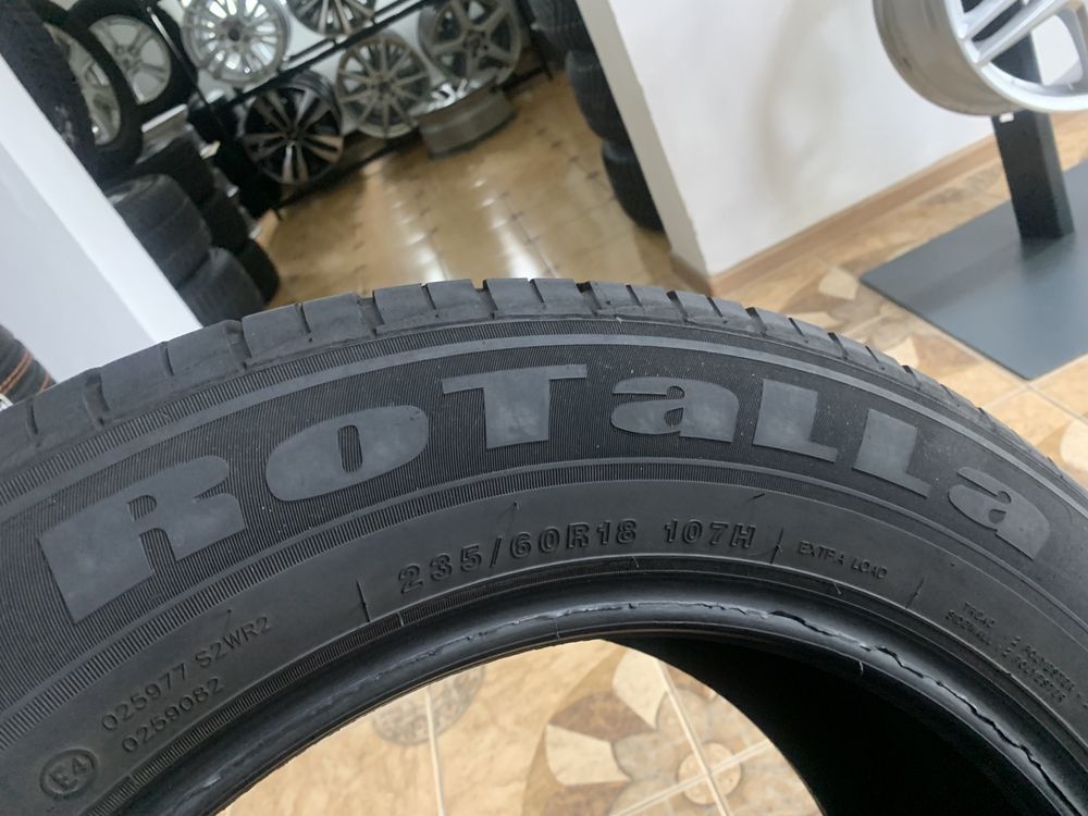 Пара літніх шин 235/60/18 107Н ROTALLA ENJOYLAND H/T