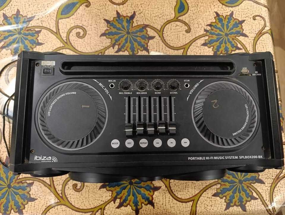 Colunas Ibiza SPLBOX200-BK – Potência e Qualidade de Som